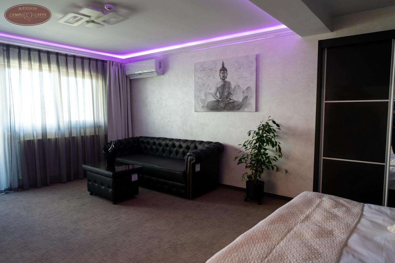 Hotel Campus Caffe Mansion Buzău Exterior foto